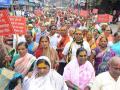 कोल्हापूर : देवदासींचे प्रश्न हिवाळी अधिवेशनापूर्वी मागी न लागल्यास घेराओ : श्रीपतराव शिंदे - Marathi News | Kolhapur: If the demands are not made before the Winter Session of the question of Devadasi: Sripratrao Shinde | Latest kolhapur News at Lokmat.com