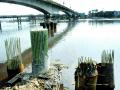 कल्याण खाडीवरील पुलाची डेडलाइन हुकली - Marathi News | Bridge of Kalyan Creek Bridge Deadlines | Latest thane News at Lokmat.com