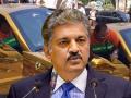 Anand Mahindra: करोडोंची फेरारी कार सोन्याने मढवली; आनंद महिंद्रांची 'सटकली', म्हणाले... - Marathi News | 'How NOT To Spend Money'; Anand Mahindra comment On Viral Video Of Indian-American's Pure Gold Car | Latest social-viral Photos at Lokmat.com