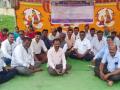 वाशिम जिल्ह्यात ग्रामसेवकांचे धरणे; गावपातळीवरील कामकाज ठप्प ! - Marathi News | Dharna of village servicemen in Washim district | Latest vashim News at Lokmat.com