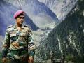 धोनीचा भारतीय लष्कराच्या कॅम्पमधील पहिला फोटो व्हायरल  - Marathi News | The first photo of Dhoni's Indian Army camp goes viral | Latest cricket News at Lokmat.com