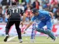 धोनी रन आउट, भारत वर्ल्डकपमधून आउट - Marathi News | Dhoni runs out, India out of World Cup | Latest cricket News at Lokmat.com