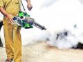 बांधकाम, झोपडपट्टीमध्ये अळीनाशक फवारणी - Marathi News | Culinary spraying in construction, slum | Latest mumbai News at Lokmat.com