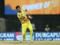 IPL 2019 : CSKच्या दीपक चहरने टाकले 20 डॉट बॉल, नोंदवला विक्रम - Marathi News | IPL 2019 : CSK seamer Deepak Chahar creates unique IPL record against KKR | Latest cricket Photos at Lokmat.com
