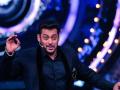 OMG ! ‘बिग बॉस 13’ होस्ट करण्यासाठी सलमान खानला मिळणार इतके कोटी? - Marathi News | big boss 13 salman khan fees per episode in the show | Latest filmy News at Lokmat.com
