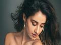 दिशा पाटनीचा हा ड्रेस पाहून ट्रोलर्स झाले अ‍ॅक्टिव्ह, म्हणाले... - Marathi News | disha patani gets trolled on social media for her dressing sense | Latest filmy News at Lokmat.com