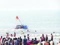 श्रीवर्धन समुद्रकिना-याला पसंती; दिवेआगर हाऊसफुल्ल - Marathi News | Selection of Shrivardhan beach; Divayagar HousesFull | Latest raigad News at Lokmat.com