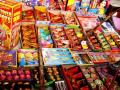 कोट्यवधींचे फटाके ग्राहकांच्या प्रतीक्षेत - Marathi News | Millions of crackers await customers | Latest chhatrapati-sambhajinagar News at Lokmat.com