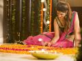 Diwali 2019 : दिवाळीत 'या' वस्तूंचा वापर करून सजवा आपलं घर - Marathi News | Diwali 2019 home decoration idea for diwali decoration tips for deepawali how to decote home on | Latest jarahatke News at Lokmat.com