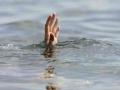 मासोळ्या पकडण्यासाठी गेलेल्या व्यक्तीचा पाण्यात बुडून मृत्यू - Marathi News | Death of drowning person in catching fish | Latest gadchiroli News at Lokmat.com