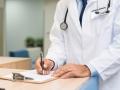 Corona virus : राज्य सरकारने खासगी डॉक्टरांवर मोफत उपचारांची सक्ती करू नये - Marathi News | Corona virus : No force to free treatment on private doctors by state government | Latest maharashtra News at Lokmat.com
