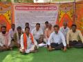 सावकारग्रस्त शेतकरी समितीचे धरणे आंदोलन सुरू! - Marathi News | Farmers Dharna in front of Akola collector office | Latest akola News at Lokmat.com