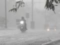 नागपुरात वळीवाच्या पावसाचे आगमन; उकाड्यापासून दिलासा - Marathi News | Arrival of torrential rains in Nagpur; Relief from humidity | Latest nagpur News at Lokmat.com