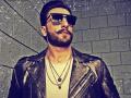 अंदाज अपना अपना! रणवीर सिंगला खूणावू लागली ‘कॉमेडी’!! - Marathi News | ranveer singh wants to work in sequel of andaaz apna apna | Latest filmy News at Lokmat.com