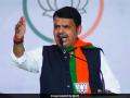 मुख्यमंत्र्यांच्या घोषणेमुळे उल्हासनगरात वादाची ठिणगी - Marathi News | Chief Minister's announcement sparked controversy in Ulhasnagar | Latest thane News at Lokmat.com