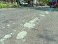 महाडमध्ये रासायनिक गाळ रस्त्यावर - Marathi News | Chemical sludge roads in Mahad | Latest raigad News at Lokmat.com