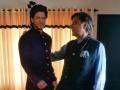 जिथे- तिथे शाहरुख...!  शशी थरूर यांनी केले ट्वीट!! - Marathi News | A hotel in Munnar has a shrine dedicated to SRK, Shashi Tharoor tweets | Latest filmy News at Lokmat.com