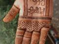 Raksha Bandhan Mehndi Design: भावाबहिणींची माया सांगणाऱ्या ८ सुंदर मेहेंदी डिझाईन्स- भावाच्या औक्षणासाठी सजतील हात - Marathi News | Rakhi Special Mehendi designs, easy and simple mehendi designs for rakhi pournima or raksha bandhan | Latest sakhi Photos at Lokmat.com