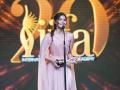 Iifa Awards 2019: आलिया भट सर्वोत्कृष्ट अभिनेत्री, रणवीर सिंग सर्वोत्कृष्ट अभिनेता - Marathi News | Iifa Awards 2019: winner list best film best actor best actress best director ranveer singh alia bhatt | Latest filmy News at Lokmat.com