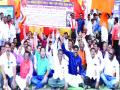 वीज कर्मचाऱ्यांनी केली निदर्शने - Marathi News | Electricity workers protested | Latest nanded News at Lokmat.com