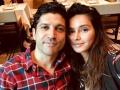 फरहान अख्तर व शिबानी दांडेकर नववर्षांत बांधणार लग्नगाठ!! - Marathi News | farhan akhtar and shibani dandekar to tie the knot in 2019 | Latest filmy News at Lokmat.com