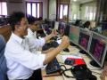 नवरत्न कंपनीच्या शेअरची कमाल, 1 लाखाचे केले ₹6.15 CR; आता मिळाल्या 3289 कोटींच्या ऑर्डर - Marathi News | bharat electronics ltd share made rs 1 lakh worth rs more than rs 6 crores now has a deal worth 3289 crores | Latest business News at Lokmat.com