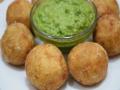 उपवासाची 'ही' खमंग कचोरी खाल तर, रोज हवाहवासा वाटेल उपवास! - Marathi News | Shravan Special : fasting kachori inviting every foodie people | Latest food News at Lokmat.com