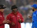 India vs Australia, 2nd ODI : भारताविरुद्धचा 'तो' निर्णय पंचांनी बदलला - Marathi News | India vs Australia, 2nd ODI: The umpires changed their 'decision' against India | Latest cricket News at Lokmat.com