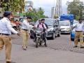 नियम तोडणाऱ्या  957 वाहन चालकांवर कारवाई: 195 वाहने जप्त - Marathi News | Action taken against 957 drivers for violating rules: 195 vehicles seized | Latest thane News at Lokmat.com