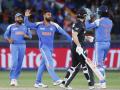 IND vs NZ, Final : 'चक्रव्यूह' भेदायचं कसं? न्यूझीलंडच्या ताफ्यात वरुण चक्रवर्तीची धास्ती; किवी कोचसमोर मोठं कोडं! - Marathi News | IND vs NZ Champions Trophy 2025 Final New Zealand Coach Gary Stead Highlights Varun Chakravarthy Threat | Latest cricket News at Lokmat.com