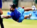 India vs England : कोहलीसेना करतेय खास फिल्डींगचा सराव... पाहा हा व्हिडीओ - Marathi News | India versus England: special feilding Practice by Kohli's team ... Watch this video | Latest cricket News at Lokmat.com