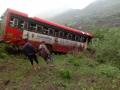 सप्तशृंग गडावरील घाटात एसटी बस कोसळली; १८ प्रवासी जखमी, पालकमंत्री घटनास्थळी रवाना - Marathi News | ST bus crashed into ghat at Saptshring Fort; 18 passengers injured, Guardian Minister left for the spot | Latest nashik News at Lokmat.com