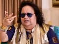 Bappi Lahiri Birthday: ‘गोल्डन किंग’ बप्पी दा का घालतात इतकं सोनं? - Marathi News | bappi lahiri birthday special reason behind wearing gold | Latest filmy News at Lokmat.com