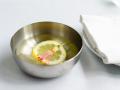 ... म्हणून हॉटेलमध्ये जेवणानंतर फिंगर बाउल येतो! - Marathi News | You know Why a Finger Bowl is given in the Hotel or Restaurant | Latest jarahatke News at Lokmat.com
