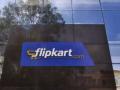 Flipkart वर 'या' क्रेडिट कार्डने खरेदी केल्यास सतत मिळेल 5 टक्के कॅशबॅक!  - Marathi News | flipkart axis bank credit card fees and charges apply now get 5 pc unlimited cashback on flipkart shopping | Latest business News at Lokmat.com