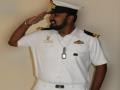 बनावट नौसेना अधिकाऱ्याला अटक  - Marathi News | Fake naval officer arrested | Latest pune News at Lokmat.com