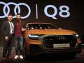 Audi Q8 एसयुव्ही लाँच झाली; कारप्रेमी विराट कोहलीने लगेचच खरेदीही केली... - Marathi News | Audi Q8 SUV launched; Virat Kohli became a first customer | Latest auto News at Lokmat.com