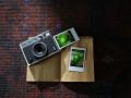 Digital Camera: लै भारी! Fujifilm ने आणला झटपट फोटो प्रिंट करणारा हायटेक डिजिटल कॅमेरा  - Marathi News | Fujifilm instax mini evo camera launch price sale features specifications  | Latest tech News at Lokmat.com