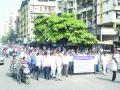 सिडकोच्या गृहप्रकल्पाविरोधात आंदोलन - Marathi News | Protests against CIDCO Home Plan | Latest navi-mumbai News at Lokmat.com