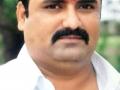 नापिकीला कंटाळून सोलापुरातील शेतकºयाची आत्महत्या - Marathi News | Suicides in Solapur in Maharashtra | Latest maharashtra News at Lokmat.com