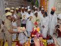 नगरमधील विशाल गणपती मंदिरात ढोल-ताशांच्या गजरात गणेशाची प्रतिष्ठापना - Marathi News | Establishment of Ganesh in Dhol-Tash Gazar at Vishal Ganapati Temple in the Ahmednagar | Latest ahilyanagar News at Lokmat.com