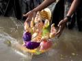 नागपुरात कृत्रिम तलावात १ लाख मूर्ती विसर्जन - Marathi News | Immersion of 1 lakh idols in an artificial lake in Nagpur | Latest nagpur News at Lokmat.com