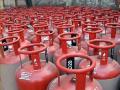 LPG Gas Crisis: सांगलीत तीन एजन्सीवर गुन्हे दाखल; ७१ हजाराचा मुद्देमाल जप्त - Marathi News | LPG Gas Crisis Cases registered against three agencies in Sangli, Goods worth Rs 71 thousand seized | Latest sangli News at Lokmat.com