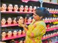गौराईचा साजशृंगार, नैवेद्यासाठी महिला वर्गाची लगबग - Marathi News | Ganesh Mahotsav : Gaurai's decorations, women's group gathers for offerings | Latest mumbai News at Lokmat.com