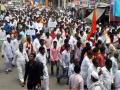 गेवराई तहसीलवर शिवसेनेचा शेतकरी हक्क महामोर्चा धडकला - Marathi News | the Shivsena's farmer rights morcha On the Gevarai tehsil | Latest beed News at Lokmat.com