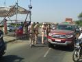 नगर जिल्ह्यात नो एन्ट्री...गव्हाणवाडी नाक्यावर कडक तपासणी - Marathi News | No entry in Nagar district ... Strict inspection at Gawanwadi Naka | Latest ahilyanagar News at Lokmat.com