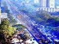 घोडबंदरला वाहतूककोंडी; पाच मिनिटांच्या प्रवासासाठी दीड तास - Marathi News | Ghodbandar road traffic; One-and-a-half hour journey | Latest thane News at Lokmat.com