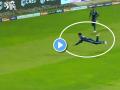 Shubman Gill Superb Catch, IPL 2022 LSG vs GJ Live: भन्नाट! शुबमन गिलने उलट धावत जाऊन हवेत उडी घेत टिपला सुपरकॅच; तुम्ही पाहिलात का Video? - Marathi News | Shubman Gill Takes Superb Catch in the air while running behind video goes viral IPL 2022 LSG vs GJ Live Updates | Latest cricket News at Lokmat.com