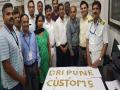 पुण्यात तस्करी करुन आणलेला सर्वात मोठा सोन्याचा साठा जप्त - Marathi News | smuggling gold were seized by police at Pune | Latest pune News at Lokmat.com