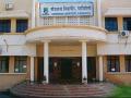 गोंडवाना विद्यापीठाबाबत सोशल मीडियावरून बदनामी, कुलगुरूंची पोलिसात तक्रार - Marathi News | Gondwana University News | Latest gadchiroli News at Lokmat.com